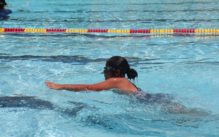 Swim Lessons at Munoz